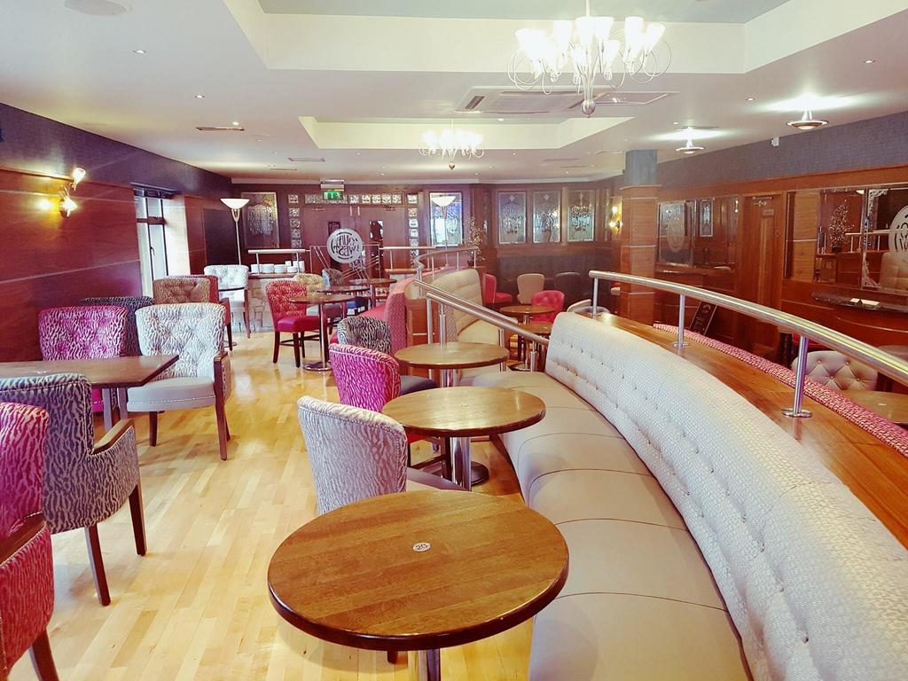 Allingham Arms Hotel Bundoran Esterno foto